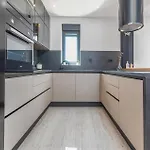 度假居 Stunning In 比比涅
