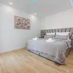 Stunning In *